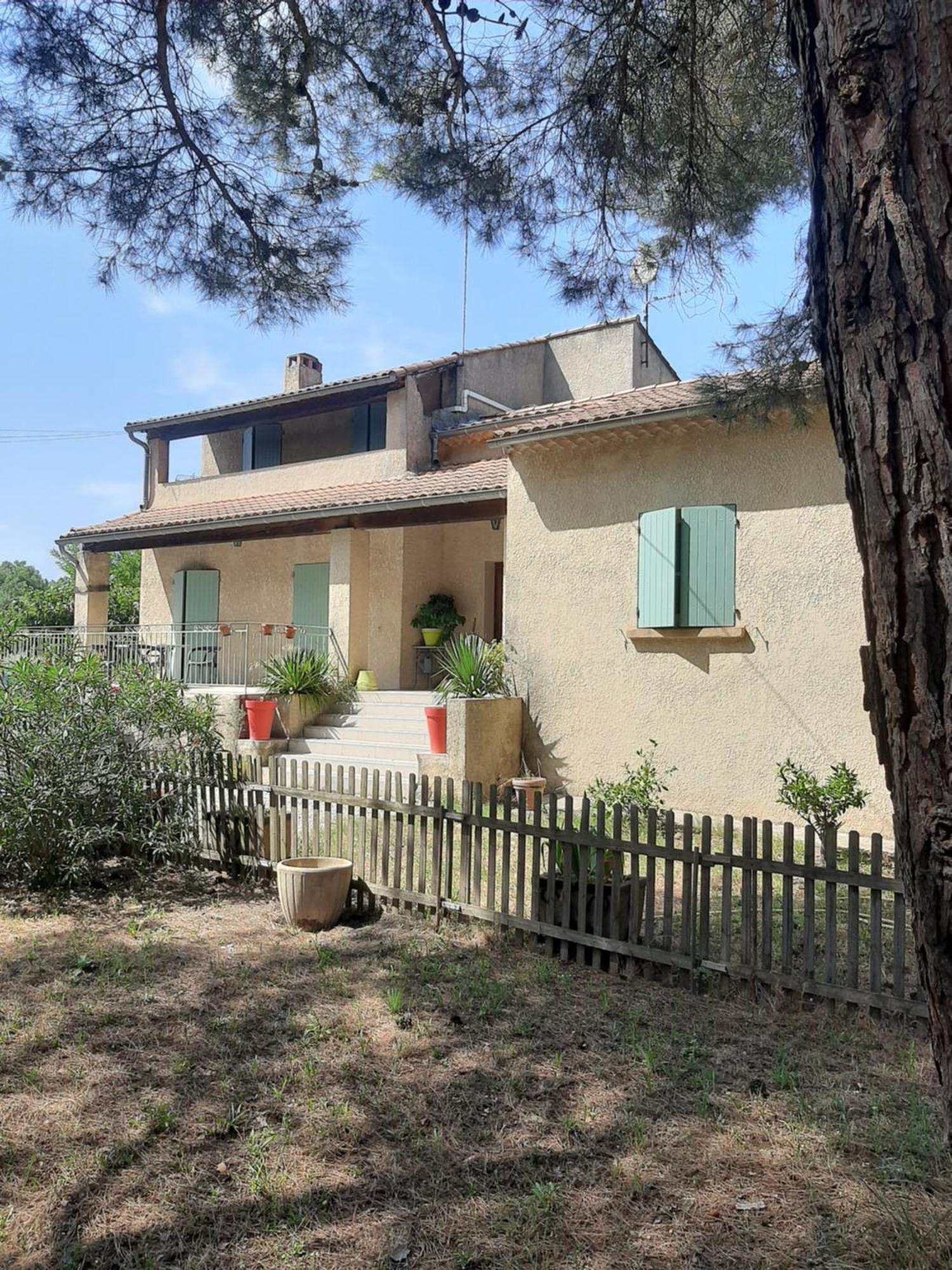 Appartement Avec Grand Jardin Et Parking, Uzès Zewnętrze zdjęcie