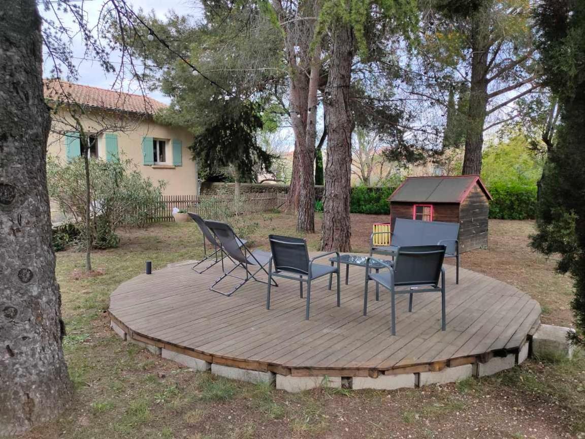 Appartement Avec Grand Jardin Et Parking, Uzès Zewnętrze zdjęcie